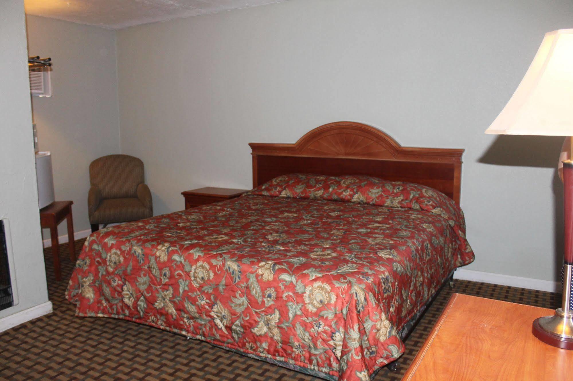 Motel Coach N Four Grass Valley Exterior foto