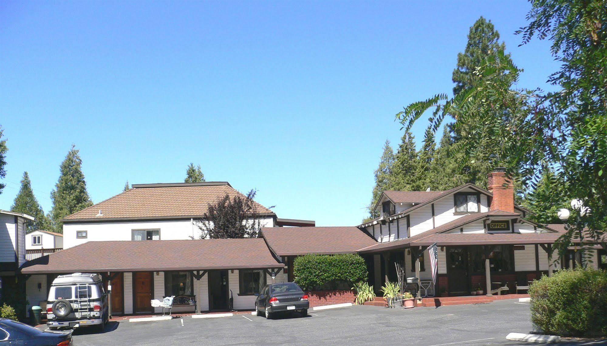 Motel Coach N Four Grass Valley Exterior foto
